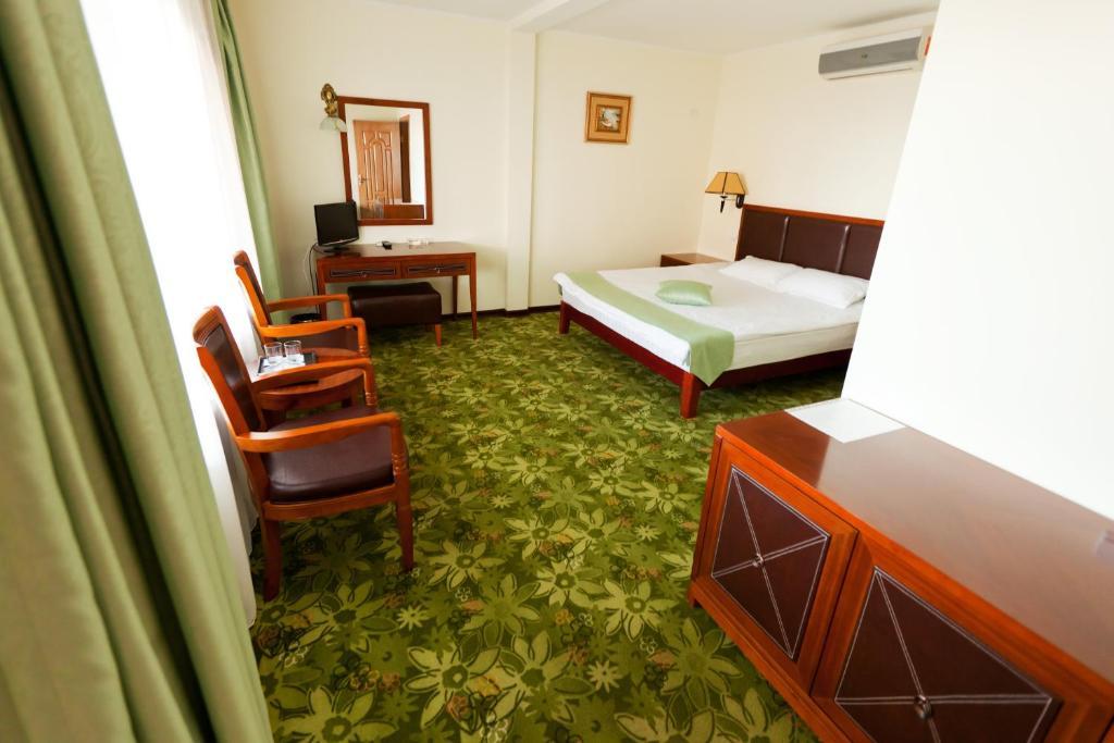 Morelux Boutique Hotel Kapchagay Quarto foto